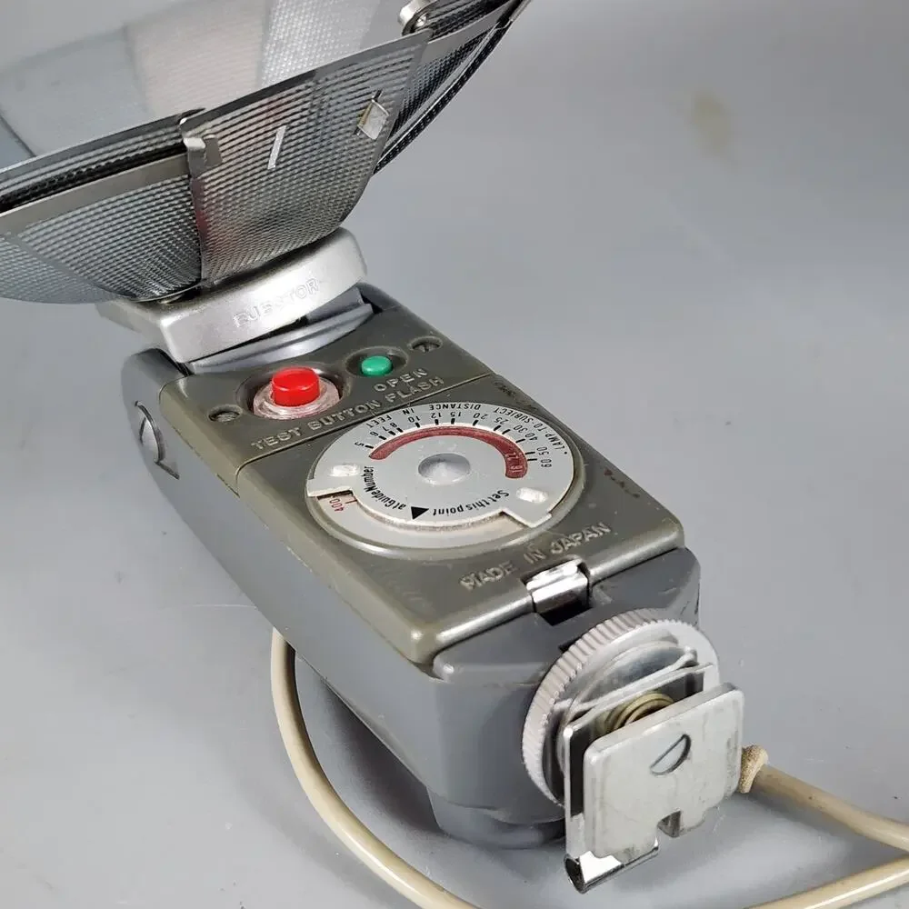 Honeywell Tilt-A-Mite Camera Flash Unit Collapsible Fan - Untested